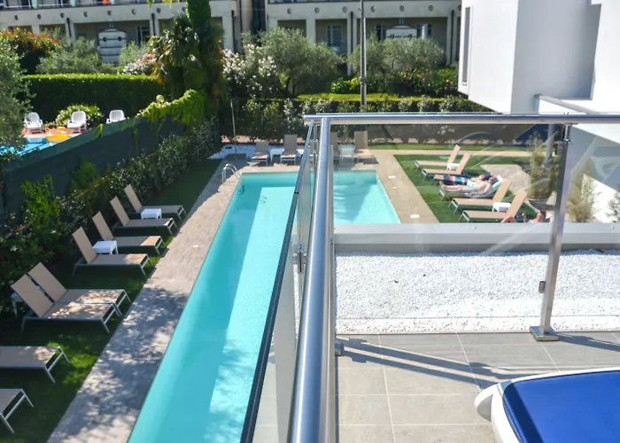 Maximilian ホテル