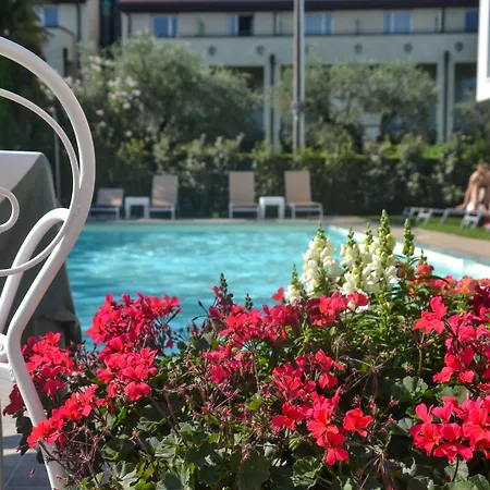 Maximilian Hotel